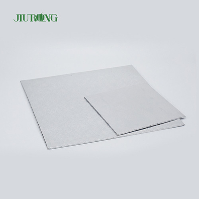 Papan Kue Sekali Pakai Perak Timbul 30 * 40cm Untuk Toko Roti